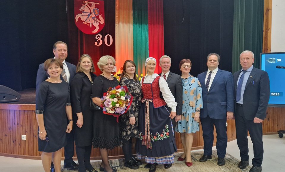 LR konsulatui Seinuose 30 metų